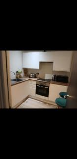 Cosy Family Apartment - Bradford - 2