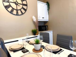 Extended Stay Welcome - Sleeps 5 - Free Parking - Bentley - 3