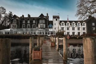 Lakeside Hotel and Spa - 3