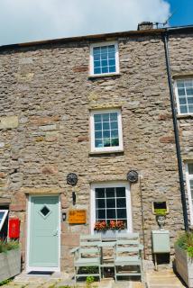 Muddy Boots-Arcade Royale - Kirkby Stephen - 9