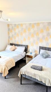 Horse view spacious 4BR Hse sleeps 8 Garden & driveway parking - Abbey Wood - 5