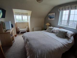 Roshine hill - - 4