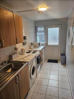 Self-contained 1 bedroom flat - Liverpool - 1