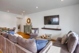 Pacific Pearl - 6