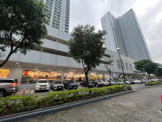 Skyview 2BR at Grass - Manila - 4