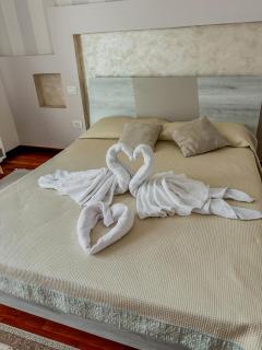 B&B by Family L&G - 1