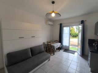 Les 2 Hirondelles - La Celle-sous-Gouzon - 0