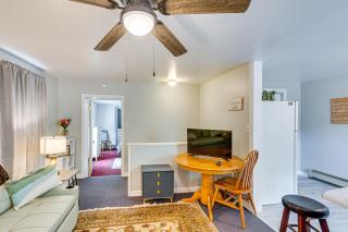 Honey Bee Farm On-Site Susquehanna Valley Apt! - Dalmatia - 5