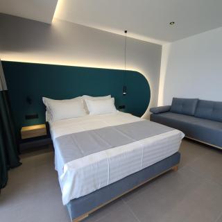 Sunset Boulevard Hotel - Qeparo - 5