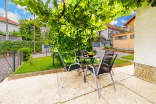 Family Friendly Apartment With Parking - Happy Rentals - Zagabria - 9
