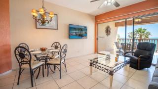 Sandy Feet Retreat Haven Oceanfront Condo - Puerto Peñasco - 9