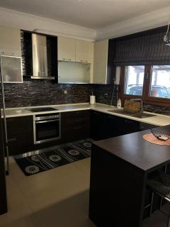 Amaya Pine Central - 1