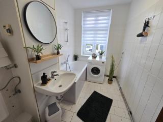 FeWo 5 Personen, Nähe Bahnhof, WLAN,Balkon - Halberstadt - 4