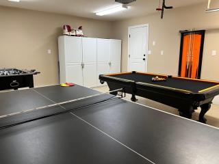 Highly Upgraded, 5 Bed, 45 ba, New Pool w/Jacuzzi, 1/2 mile walk to Disney - Anaheim - 7