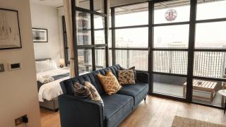 London Iconic View Retreat - 6