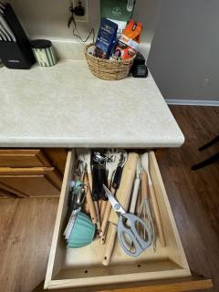 2 bed 1 bath In-unit laundry, pet friendly,carport - Murray - 2
