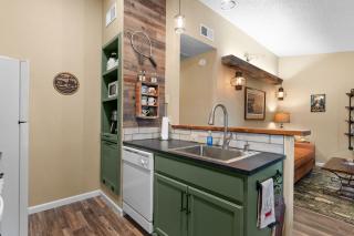 Laketime Hideaway - Kimberling City - 2