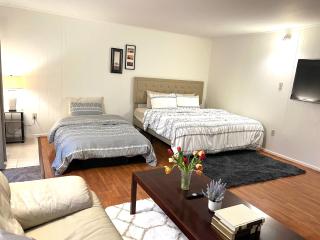 Cozy Master Room near Washington - Annandale - 1