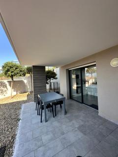 super appartement F3 avec jardin - 6