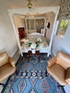 Honeymoon Stay at The James Family Farm - 5