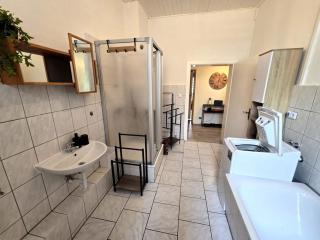 Zentrumsnah, 4 Zi, WLAN, 7 P - Halberstadt - 5