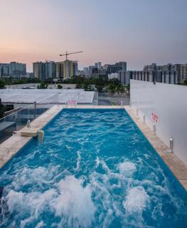 SKYLINE VIEWS - ROOFTOP POOL - Maximum Luxury - Nashville - 0
