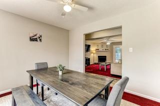 Ruby Red Reels- 15 Mins to Downtown - Savannah - 9