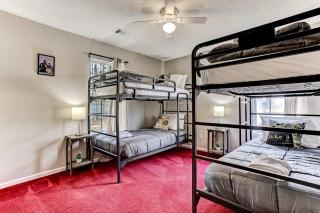 Ruby Red Reels- 15 Mins to Downtown - Savannah - 2