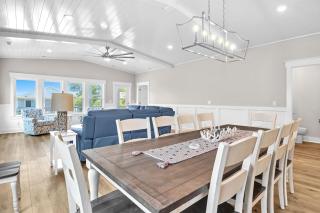 Bluebonnet Bungalow - Oak Island - 1