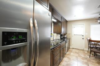 Comfy Pool Home,1/4 mile Walk To Disneyland - Anaheim - 4