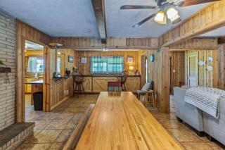 Private Pool & Fenced Yard - Sassy in the Sun - Savannah - 3