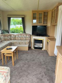 Cadwgan Caravan No2 - 1