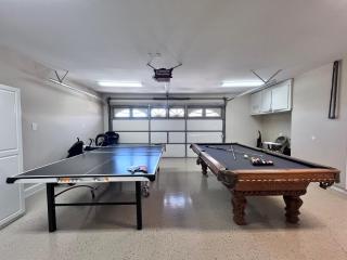 Fabulous 6 bedroom (3 master suites), 4 bath pool w/Jacuzzi home - Orange - 2