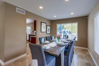 Beautiful Backyard Oasis 5 bedroom 3 Bathroom Home - Placentia - 7