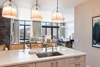 Stunning 3BR in New Deer Valley East Village Ski, Dine, and Relax! Sleeps 8, Modern Amenities - Midway - 7