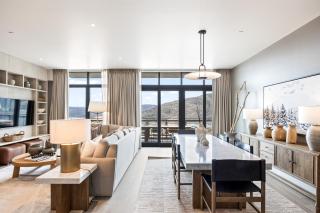 Stunning 3BR in New Deer Valley East Village Ski, Dine, and Relax! Sleeps 8, Modern Amenities - 6