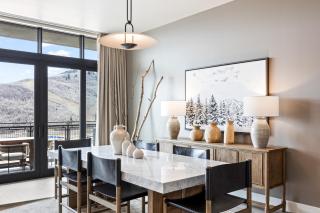 Stunning 3BR in New Deer Valley East Village Ski, Dine, and Relax! Sleeps 8, Modern Amenities - Midway - 2