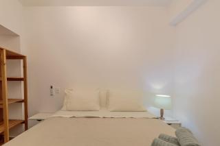 Pé na Areia: Amplo e Reformado na Praia de Copa - 1