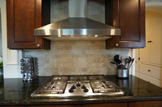 Incredible Estate 5 Bedrooms 3 bathroom w/Resort Style Rock Pool & Jacuzzi - Fullerton - 2