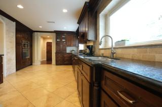 Incredible Estate 5 Bedrooms 3 bathroom w/Resort Style Rock Pool & Jacuzzi - Fullerton - 1
