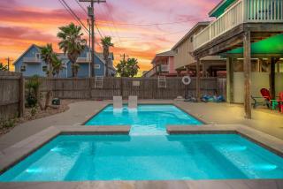 Boogie Board Bungalow - Pet Friendly! PRIVATE POOL! - 5