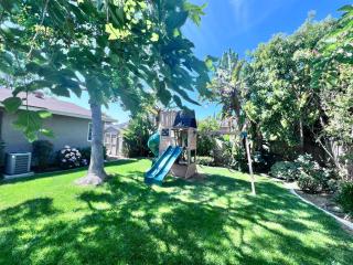 Charming Anaheim Home 1/2 Mile Walk to Disney - Anaheim - 1