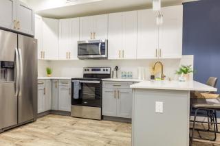 Comfy 3bed3bathwkingbedssleeps8 - 7