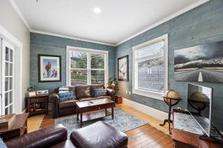 Historic Charm, 2BR, Sleeps 6, Minutes to Ski Resorts, Fully Equipped Kitchen, Free Transit - Park City - 0