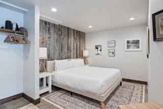 Dual Unit Mountain Retreat, 4BR, Prime Location, Sleeps 10, Historic Charm & Modern Luxury, Steps to Main St! - Park City - 7