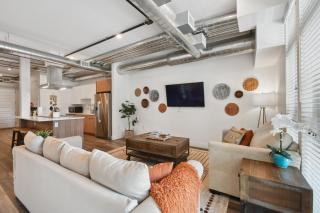 Brushed & Bold | RiNo Art Lofts - Denver - 1