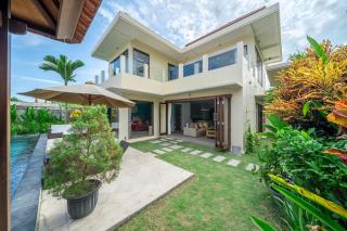 Villa Sunset-Near Seminyak Pool Free Airport Xfer - 1