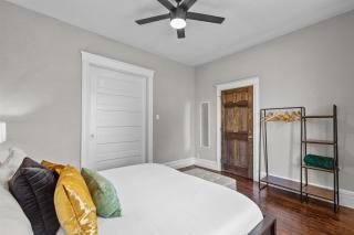 Cozy Shaw Sanctuary | JZ Vacation Rentals - 3