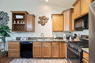 Bear Hollow, 7 Min Drive to Base of Canyons, Full Kitchen, Restaurants Nearby - Park City - 4