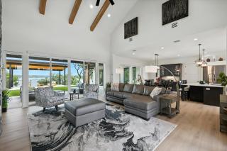 Heavenly Retreat - 5BD of Waterfront Living - 5